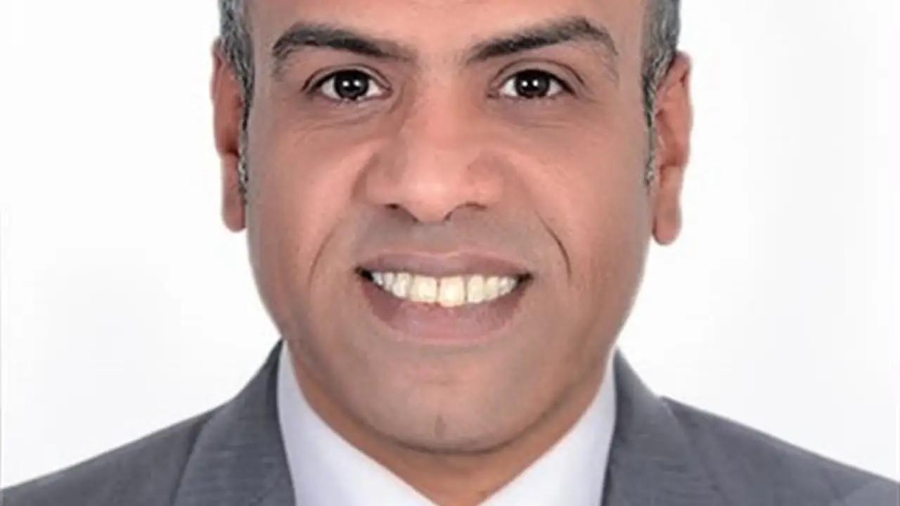 حكم قضائي نهائي يلزم نقيب الإعلاميين بقبول عضوية الإعلامي محمد صلاح