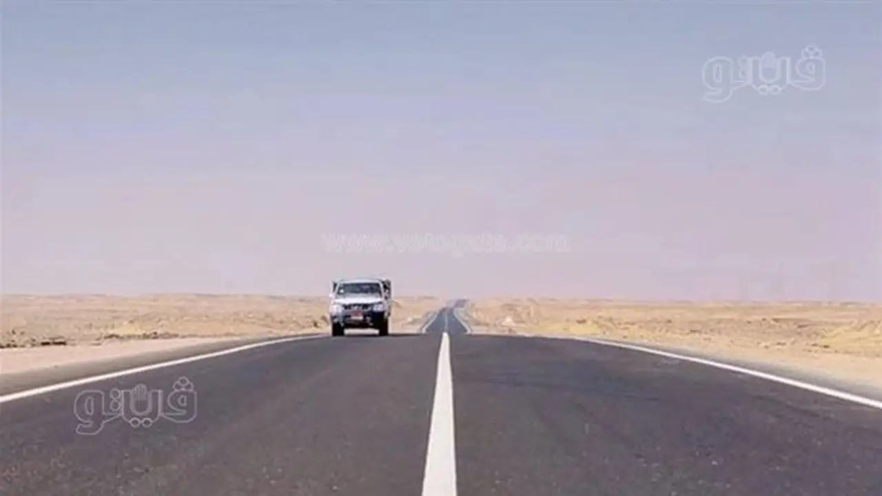 تصادم أتوبيس سياحي مع تريلا على طريق أسوان أبو سمبل دون إصابات بين السائحين