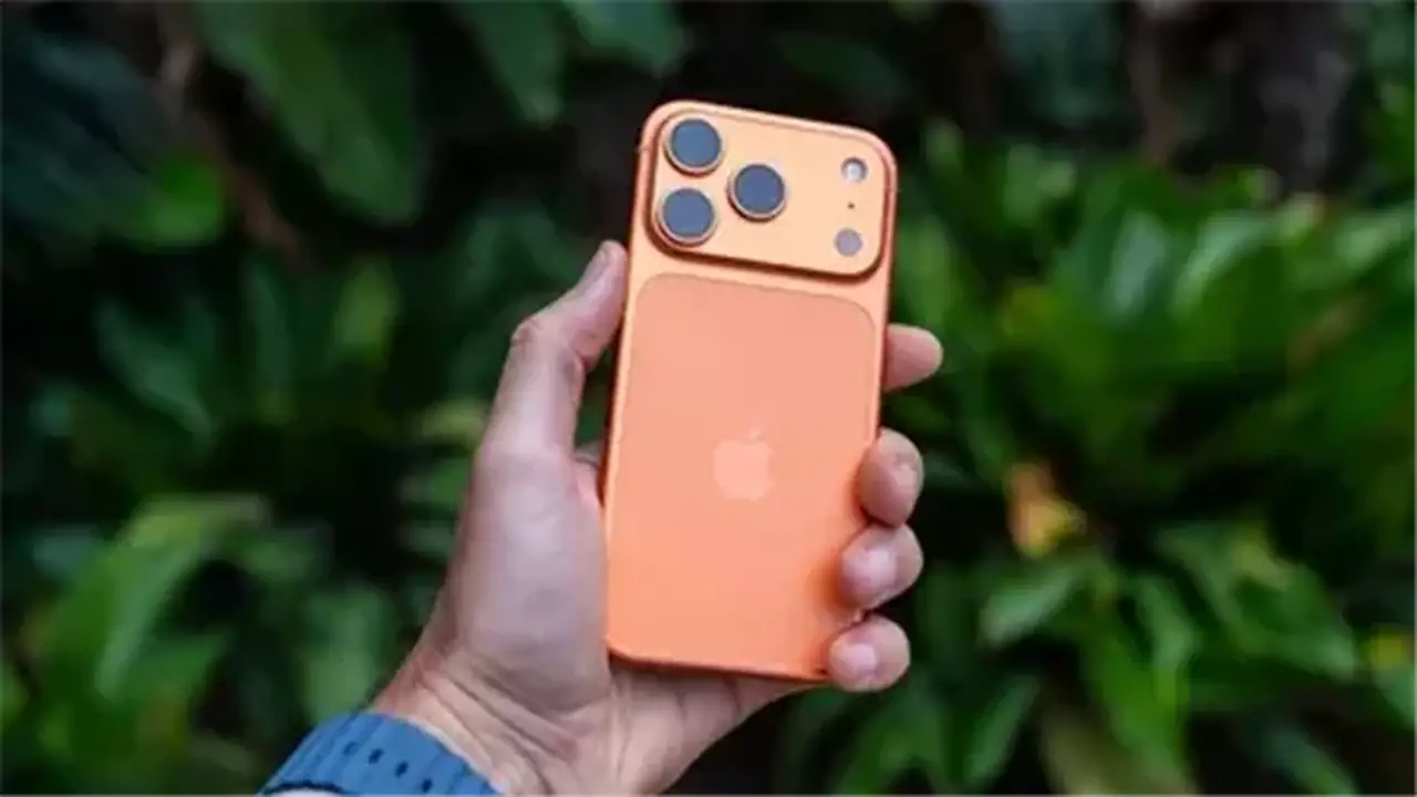 ما هي مدة عمر iPhone الجديد قبل الحاجة لاستبداله؟