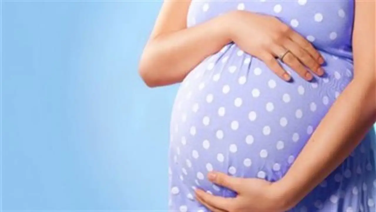 ضوابط إجازة الوضع للمرأة وفق قانون العمل الجديد