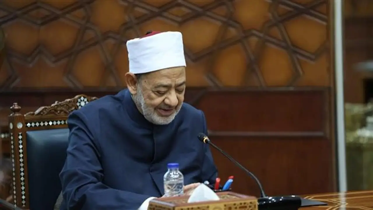 توضيح حول فيديو شيخ الأزهر المروج لعلاج المفاصل: شومان ينفي الترويج بالذكاء الاصطناعي