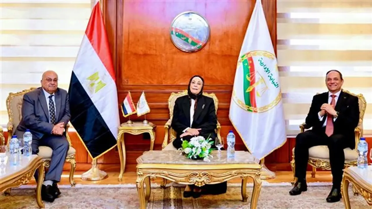 رئيسة النيابة الإدارية تستقبل وفد نادي قضاة مصر لتعزيز التعاون القضائي