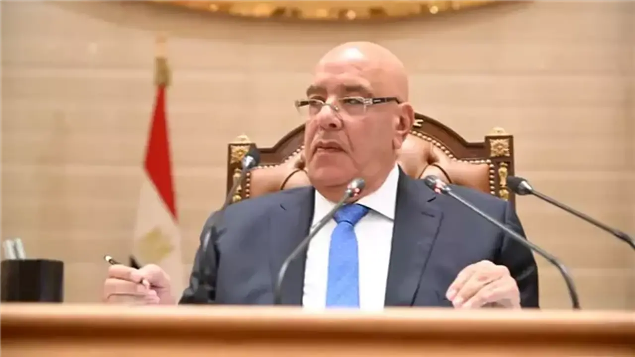 رئيس مجلس النواب يعلن فض دور الانعقاد العادي الأول من الفصل التشريعي الثالث