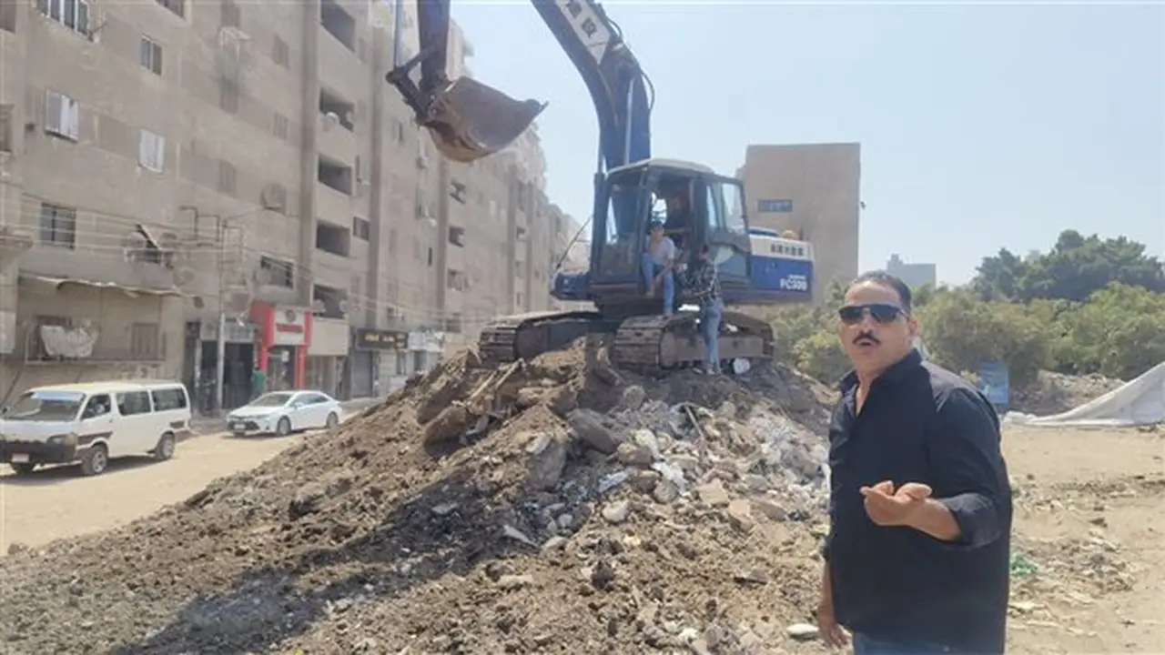 محافظ الدقهلية يستجيب لاستغاثة أهالي مساكن العبور ويأمر برفع 480 طنًا من المخلفات الصلبة