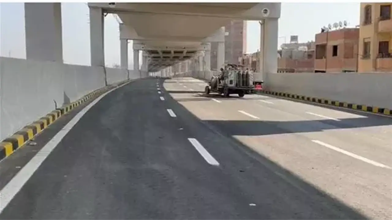 إغلاق كلي لمحور الفريق كمال عامر غدًا بسبب أعمال المونوريل والتحويلات البديلة
