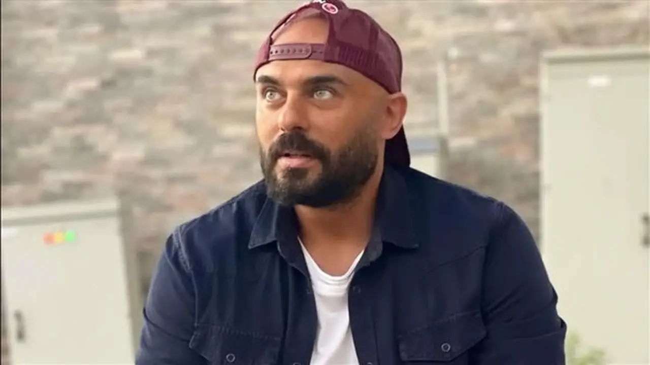 أحمد صلاح حسني يهنئ عمرو دياب بمناسبة إطلاق ألبومه الجديد “حبيتك”