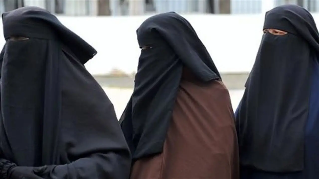 حكم صلاة المرأة بالنقاب: الإفتاء توضح الرأي الشرعي