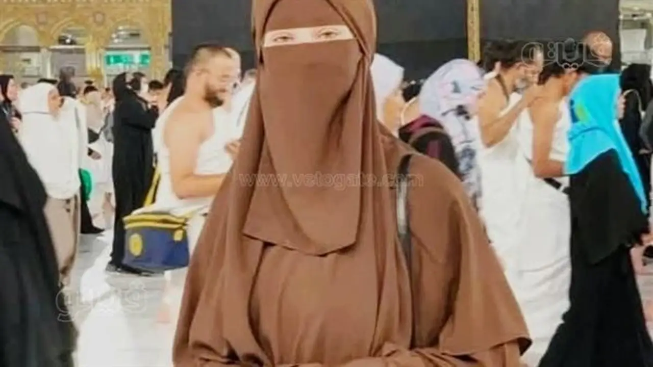 وداع مؤثر في حفل تخرج جامعة الزقازيق: أم تتسلم تكريم ابنتها الراحلة بدور حجازي (صور)