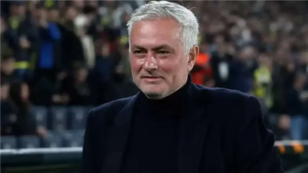 مورينيو يقود ريال مدريد في أولى مبارياته الودية أمام ألكوركون