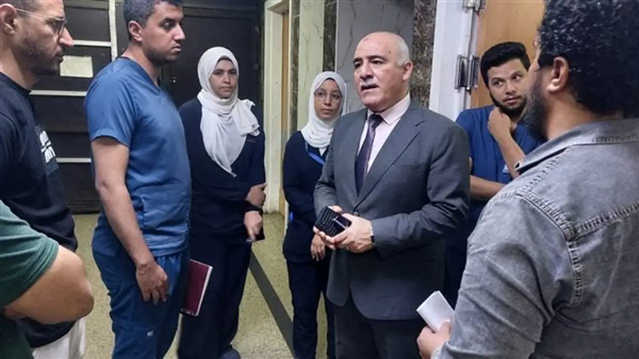 وكيل الصحة بالقليوبية يحقق مع طبيبين وممرضين خلال جولة مفاجئة في مستشفى أبو المنجا