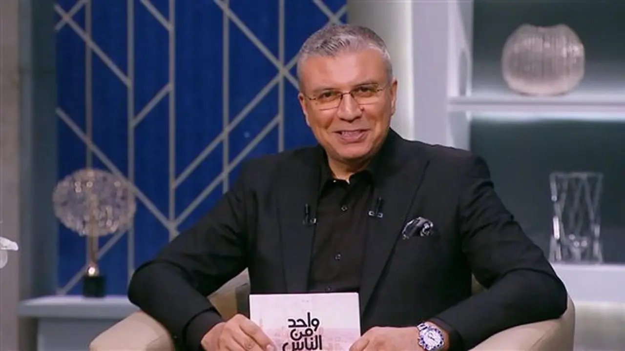 عمرو الليثي: الضغوط تسبب شيخوخة مبكرة في وجوه الشباب (فيديو)