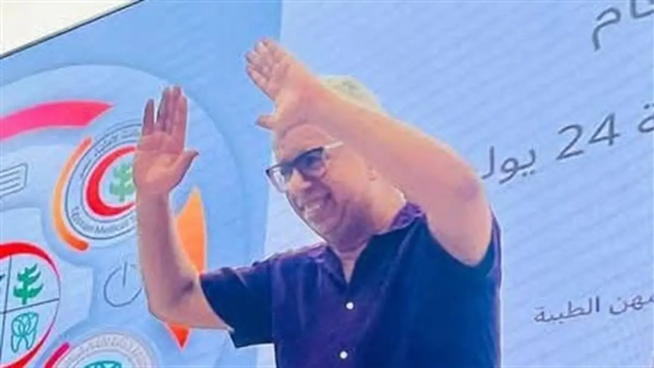 اتحاد المهن الطبية بالقاهرة يتضامن مع مدير مستشفى قنا بعد إعفائه من منصبه