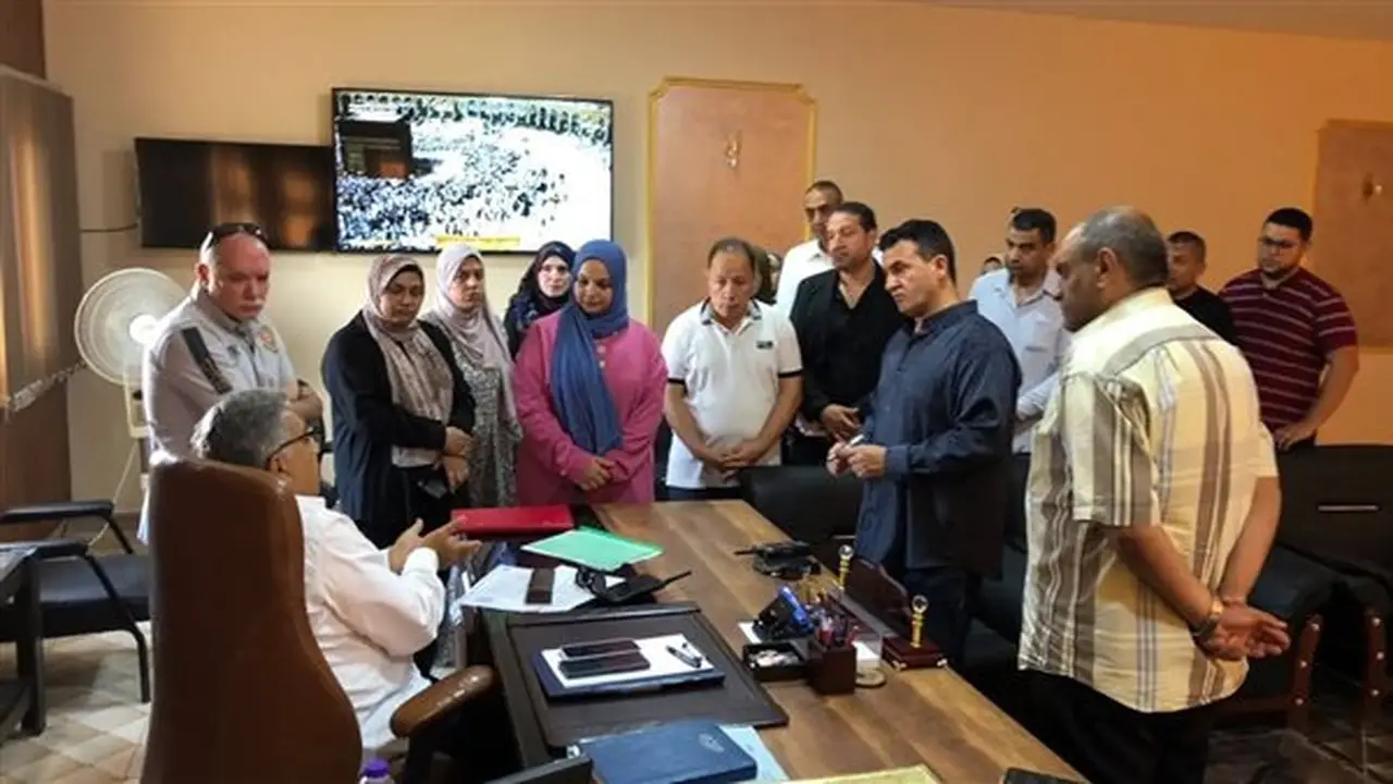 محافظ الدقهلية يتفقد لجنة مراجعة تراخيص البناء بطلخا ويحول المخالفين للنيابة العامة