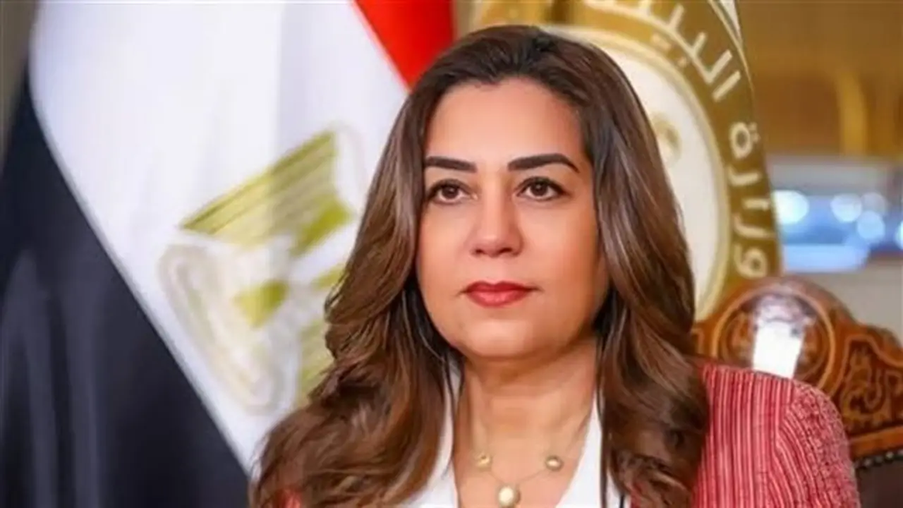 منال عوض: 134 برنامجًا لتدريب 7620 من العاملين بالإدارة المحلية وتطوير مركز سقارة