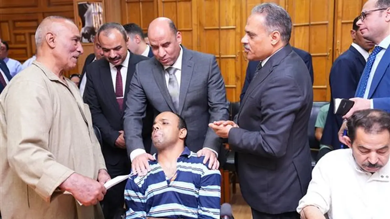 وزير العمل ومحافظ الشرقية يعززان فرص التدريب والتوظيف لذوي الهمم