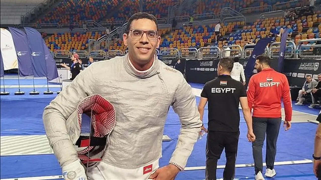 محمد عامر يحقق أول ميدالية لمصر في بطولة العالم للكبار لسلاح السيف