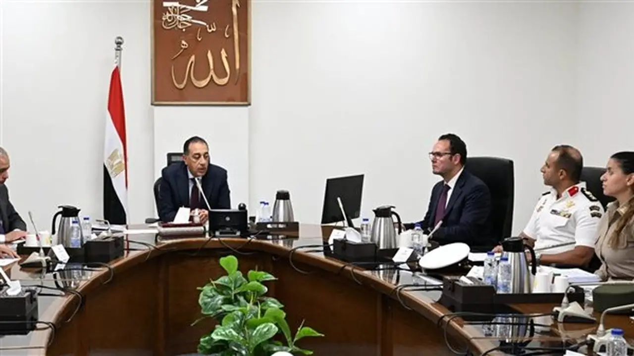 رئيس الوزراء يترأس اجتماعًا لمتابعة التعامل مع ظاهرة الكلاب الضالة