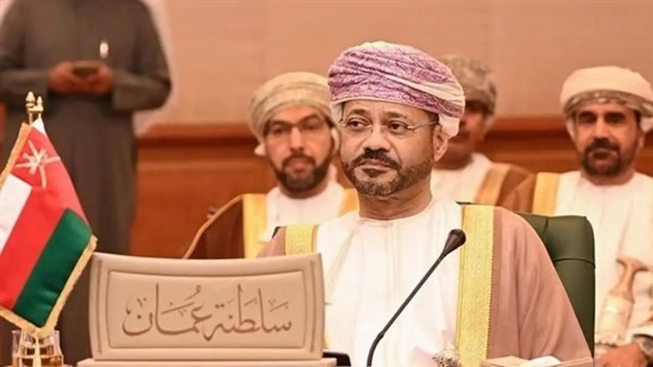 تحرك إقليمي بقيادة وزير الخارجية العُماني لتأمين مضيق هرمز