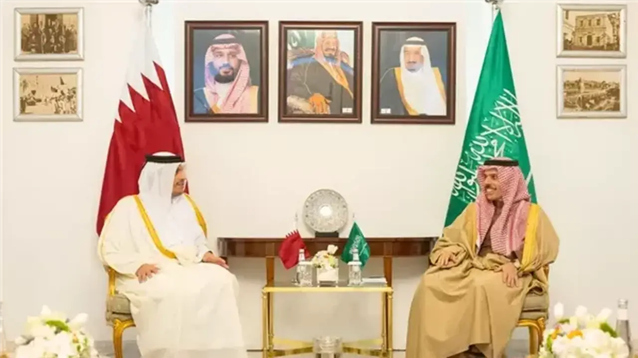 قطر تدين استهداف المنشآت البترولية السعودية وتؤكد دعمها الكامل لأمن المملكة