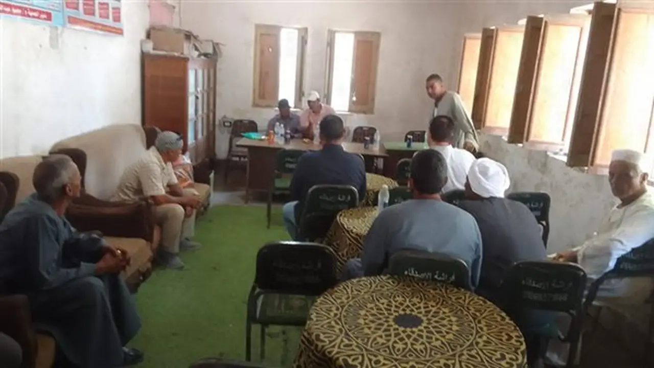 ندوة إرشادية في قرية دار السلام بالفيوم حول العناية بمحصول القطن