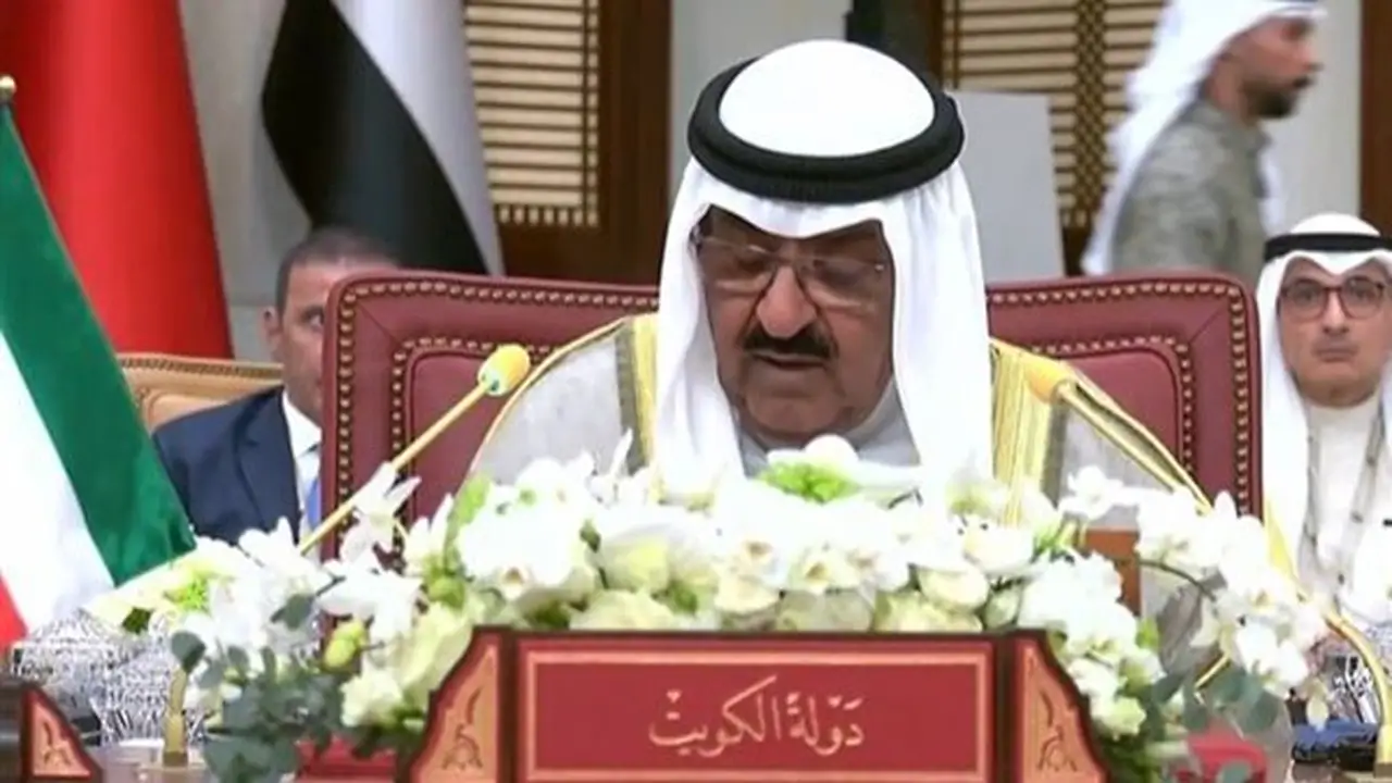 أمير الكويت يشيد بدعم مصر لأمن واستقرار الدول العربية