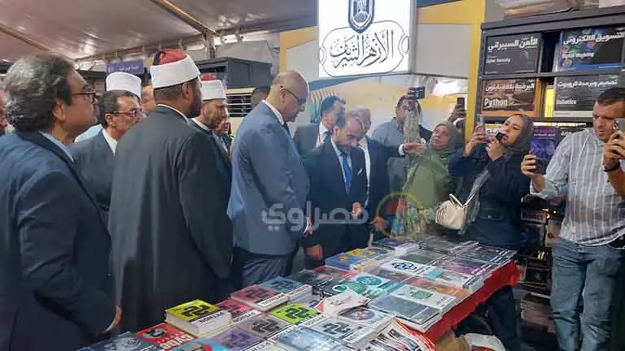 افتتاح الدورة 21 لمعرض مكتبة الإسكندرية الدولي للكتاب بمشاركة 86 دار نشر – فيديو وصور