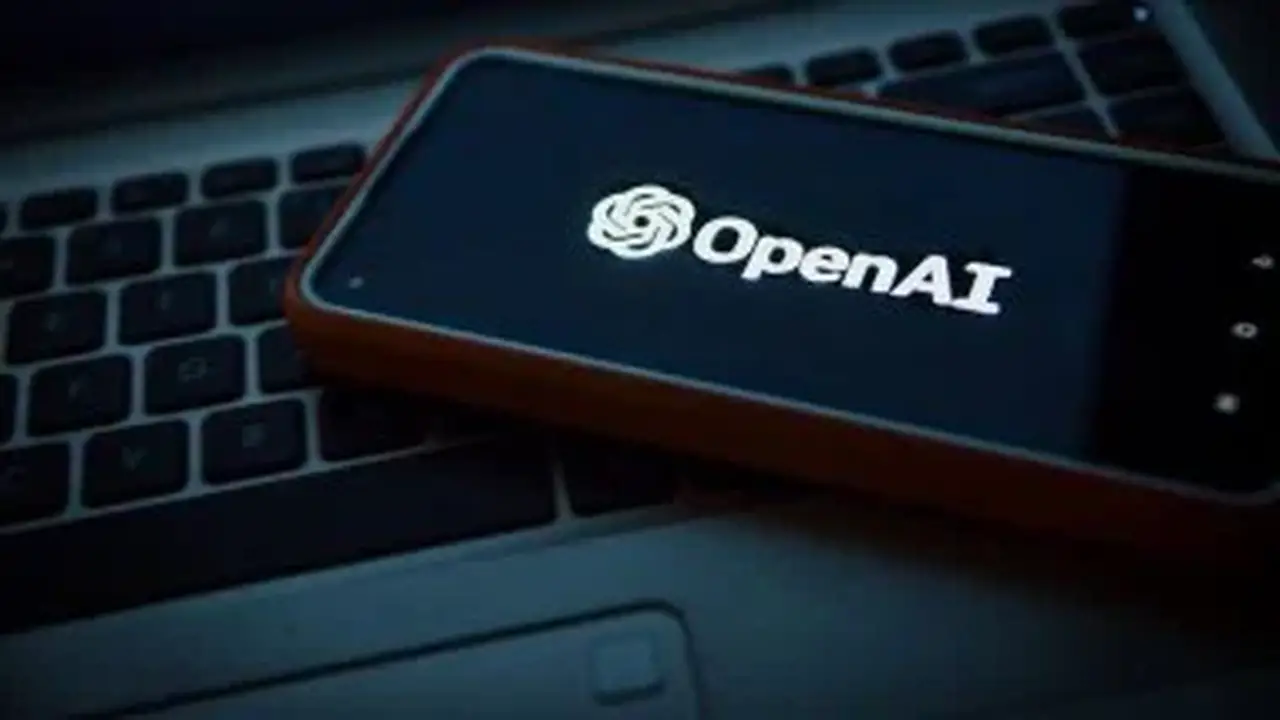 OpenAI تُحدث تطبيق ChatGPT لأجهزة Mac لتحسين تجربة المستخدم