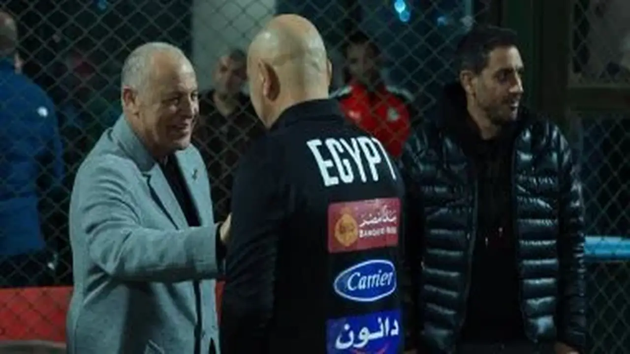 تهنئة رئيس الاتحاد الأسترالي لأبوريدة بعد تأهل منتخب مصر إلى دور الـ16 في المونديال