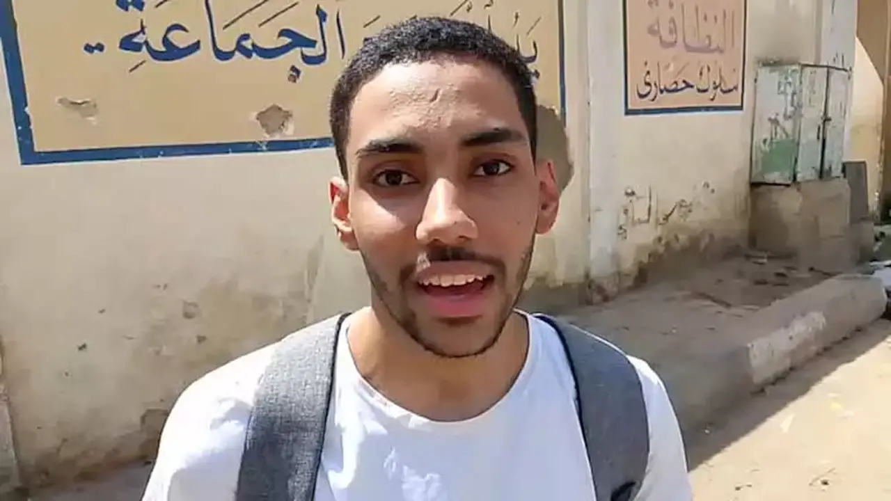 طلاب أسوان يشكون من امتحان الرياضيات البحتة: أزمة الـ 120 دقيقة