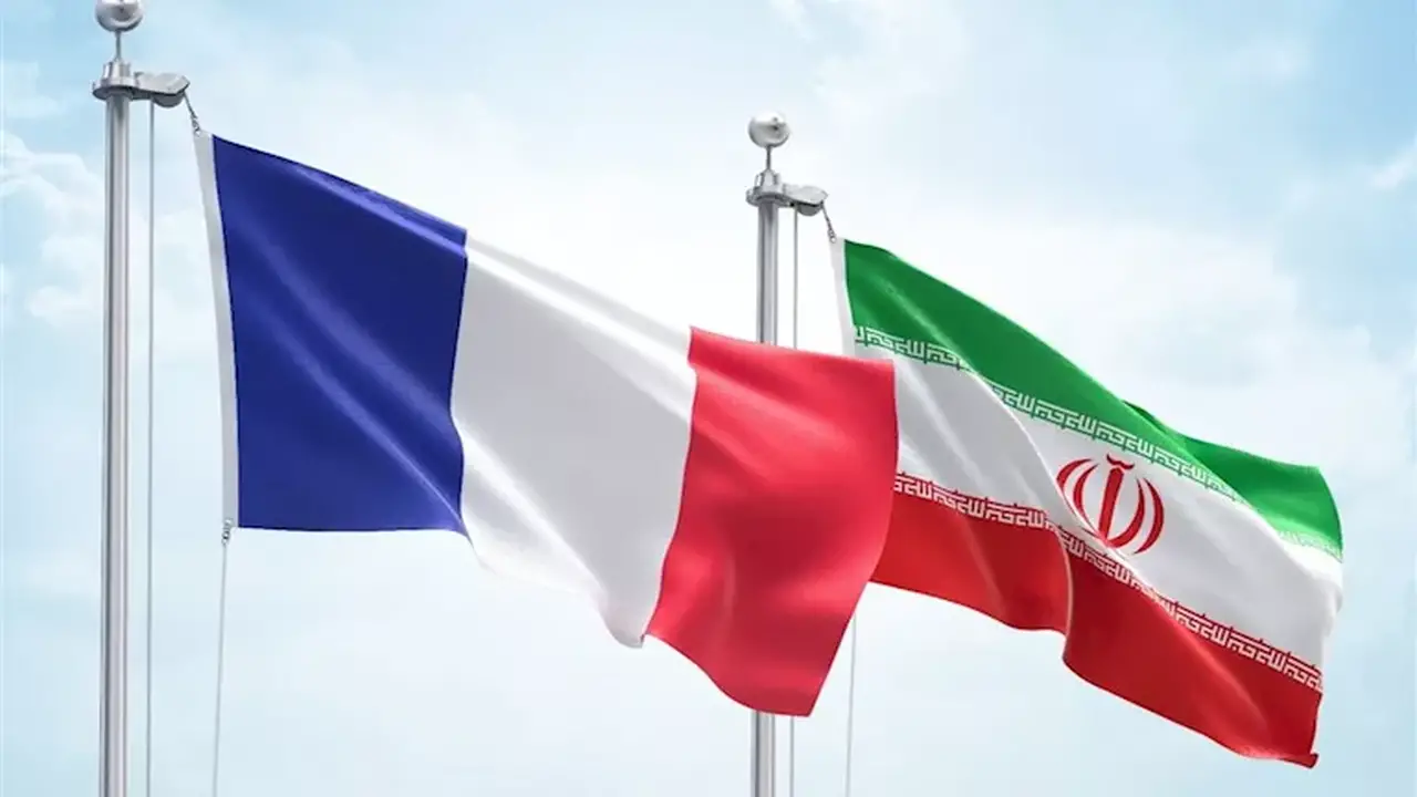 أزمة دبلوماسية جديدة بين باريس وطهران: فرنسا تتهم إيران باحتجاز موظفي سفارتها وتتوعد بالعقاب