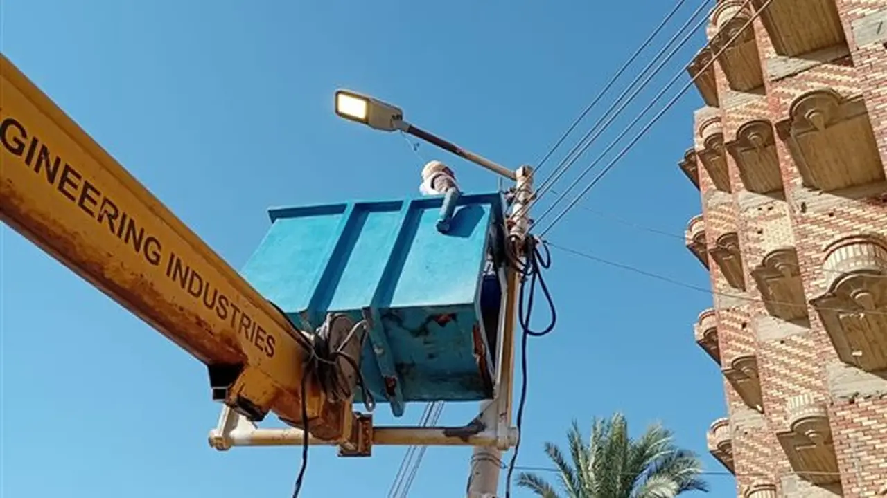 أسيوط: استمرار جهود صيانة وتحسين كفاءة الإنارة في قرى صدفا