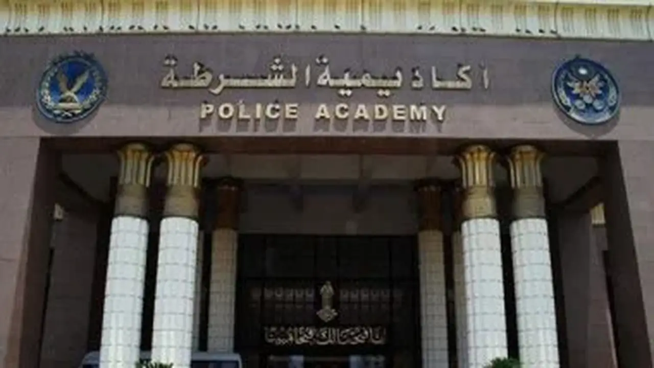 فتح باب التقديم لخريجي اللغة الصينية بأكاديمية الشرطة للدفعة الجديدة