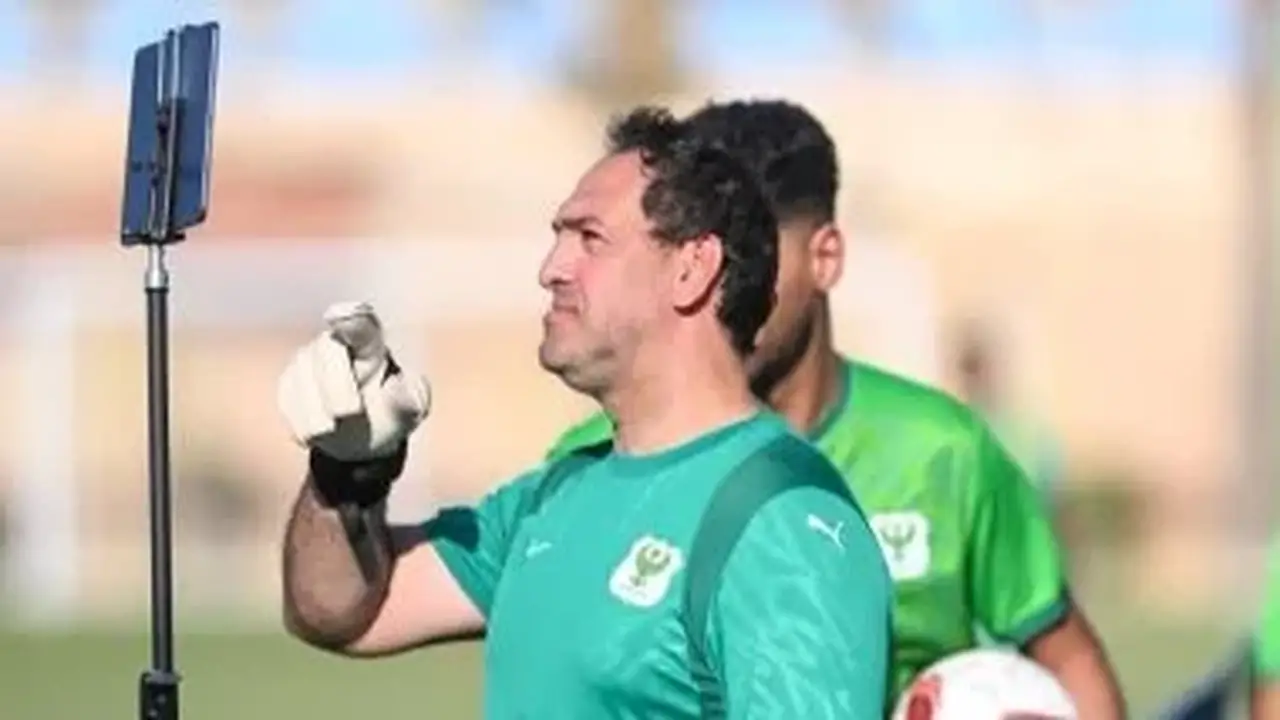 أمير عبد الحميد يتولى تدريب حراس مرمى المصري بعد تعيينه بالجهاز الفني