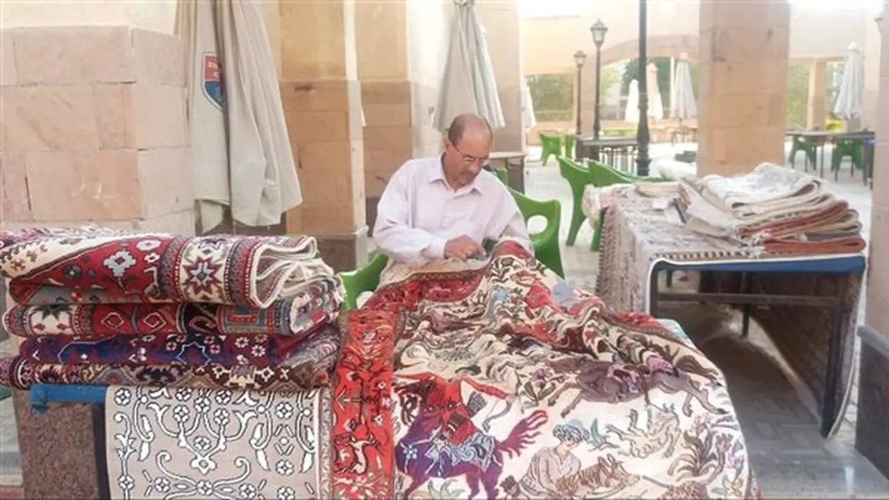 معرض للحرف اليدوية والتراثية في الفيوم برعاية محافظ الإقليم