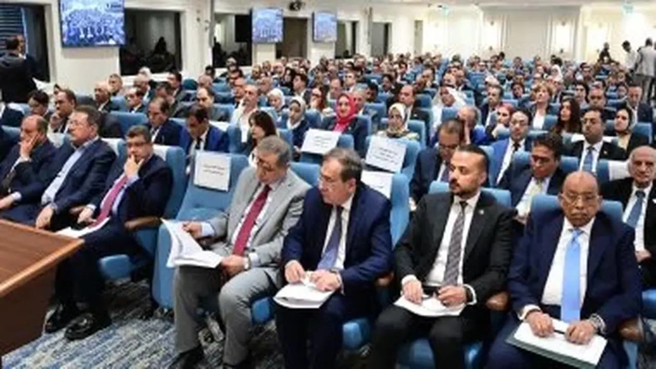 الحكومة والنواب يتفقان على أهمية الحوار بشأن قانون جهاز مستقبل مصر للتنمية المستدامة