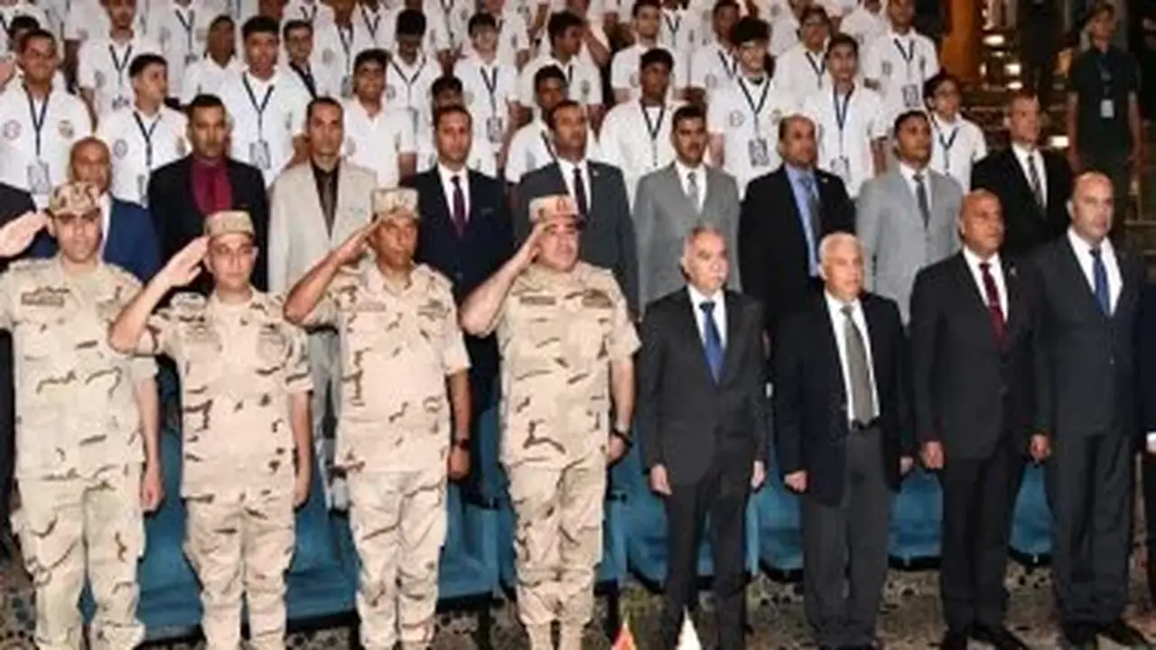 إدارة التجنيد والتعبئة تسلم شهادات الإعفاء الطبي لمرضى مستشفى سرطان 57357