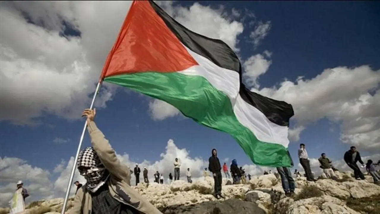 إصابة 4 فلسطينيين في اعتداء لمستوطنين جنوب الخليل