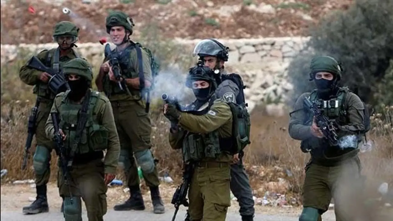 إصابة شاب فلسطيني برصاص الاحتلال في القدس واعتقال آخر