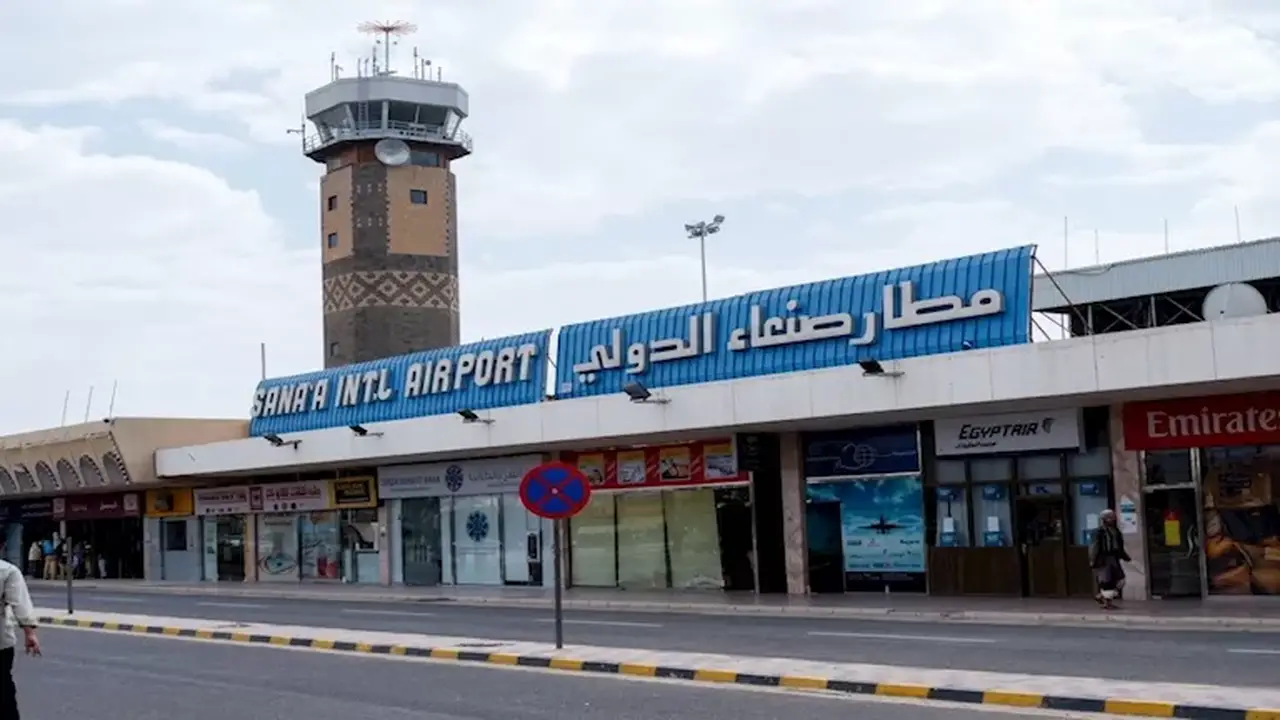 إغلاق مطارات اليمن أمام حركة الطيران حتى إشعار آخر