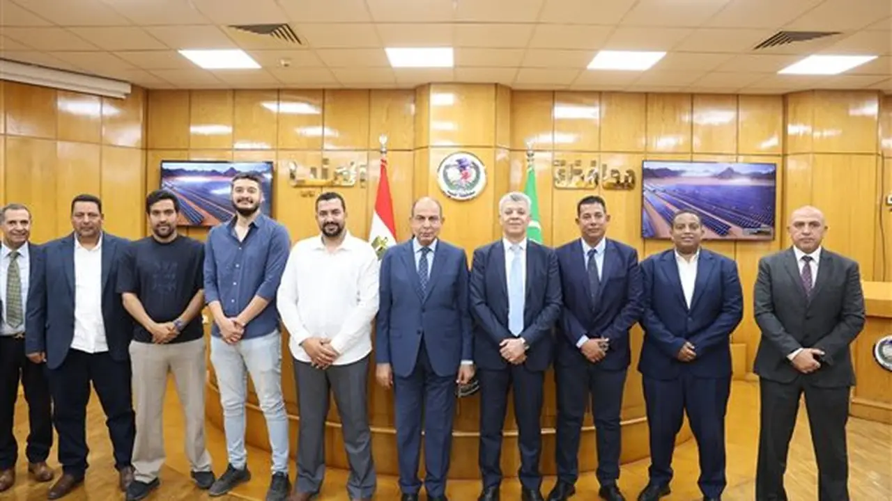 إنفنيتي للطاقة تستعد لإطلاق مشروع ضخم للطاقة الشمسية في المنيا