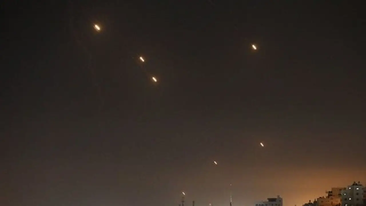 إيران: مقتل مسؤول محلي وإصابة اثنين في هجوم على جزيرة فارور