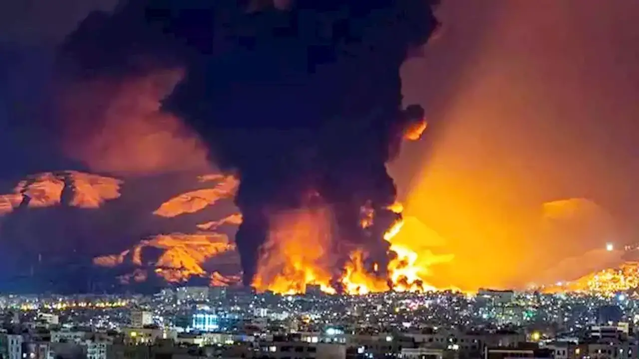 إيران: سلسلة انفجارات تهز جزيرة قشم ومدينة بندر عباس