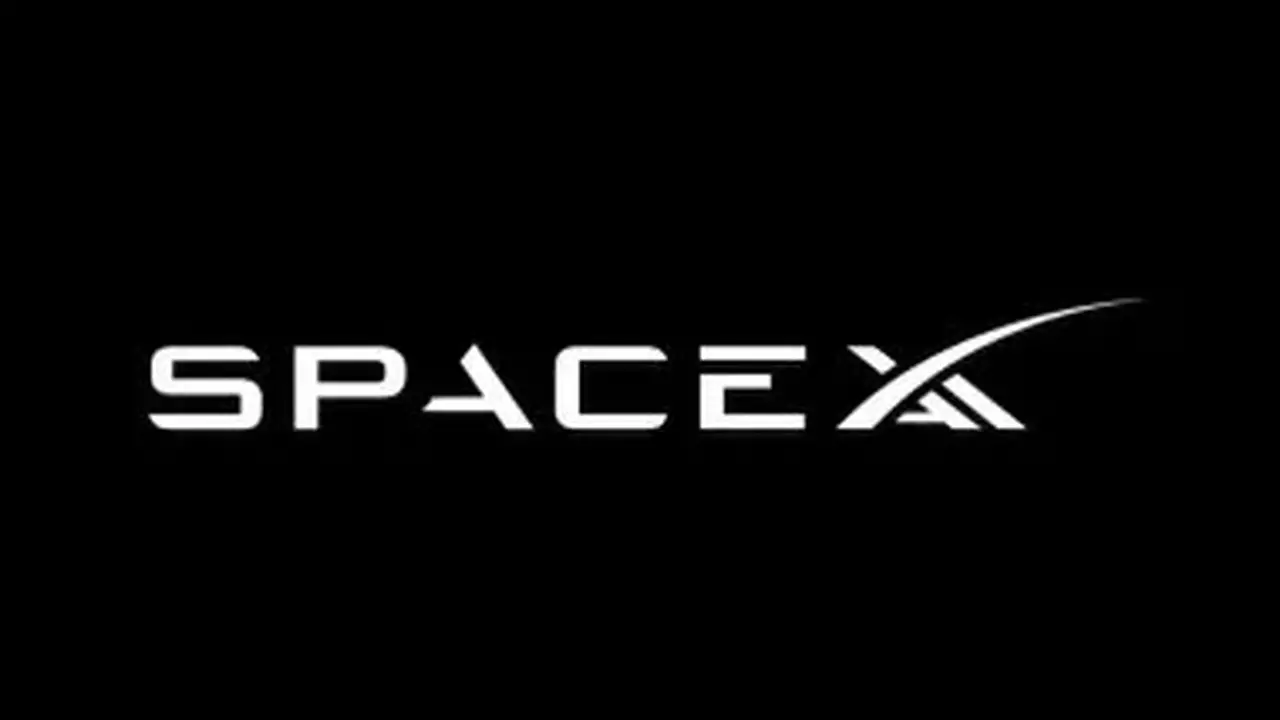 إيلون ماسك يغير اسم شركة xAI إلى SpaceXAI رسميًا