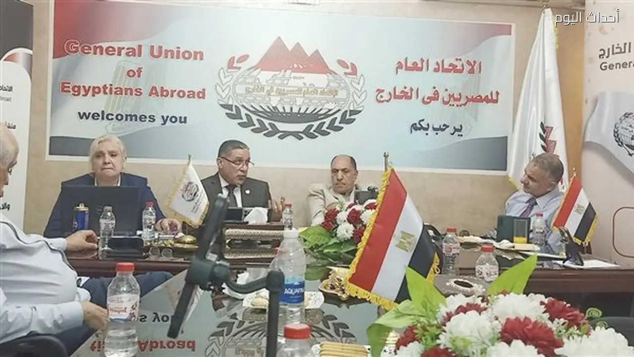 ندوة «إرادة شعب ومسيرة وطن» تحتفي بذكرى ثورة 30 يونيو