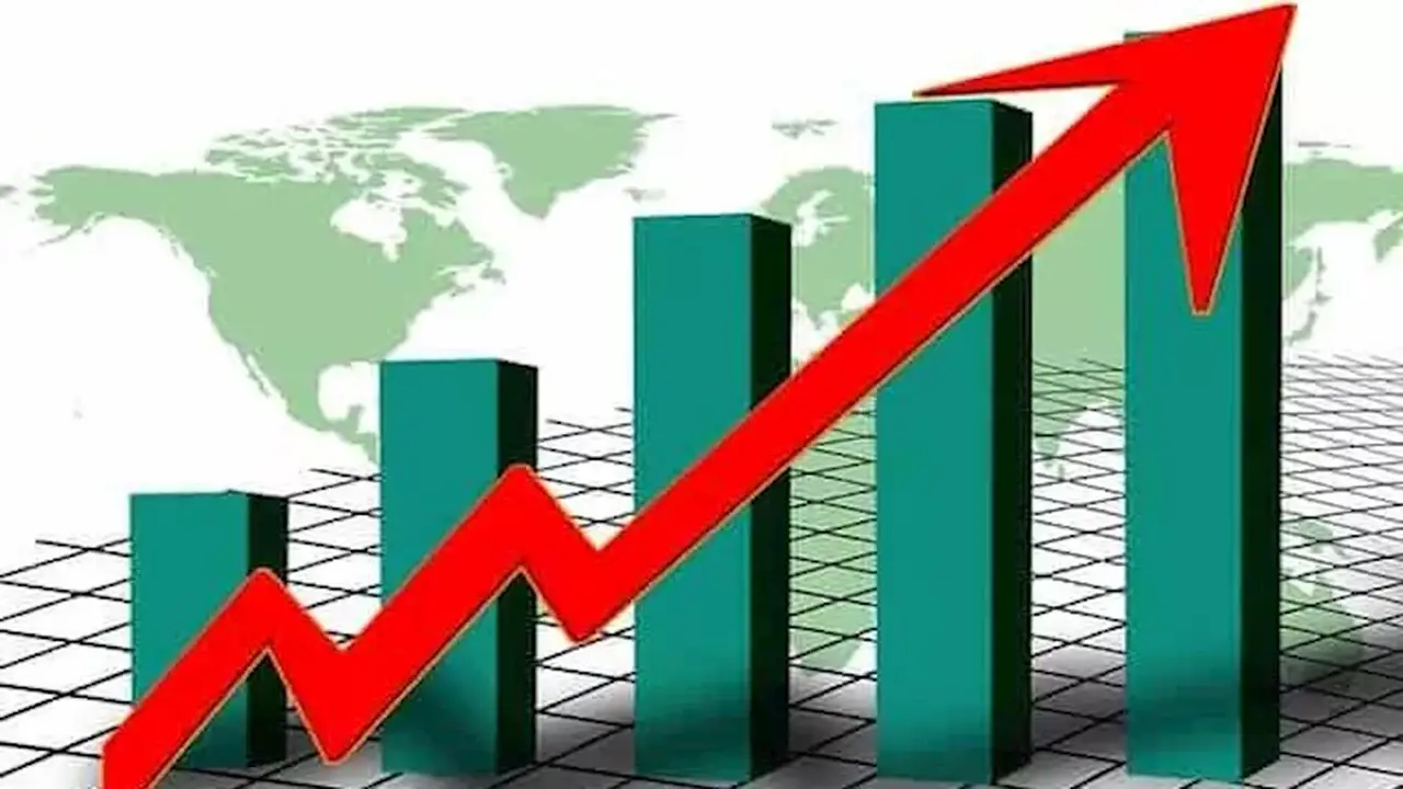 استطلاع رويترز: توقعات بتباطؤ نمو اقتصاد مصر إلى 4.5% في العام المالي الحالي