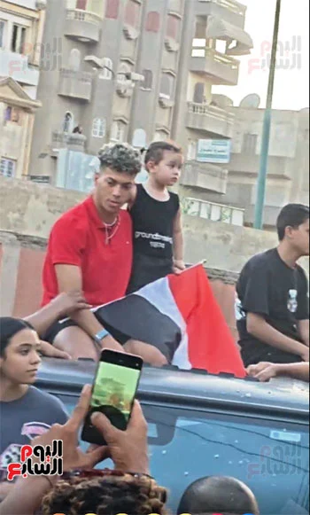 الاحتفال بإمام عاشور بعد تألقه الاحتفال بإمام عاشور بعد تألقه