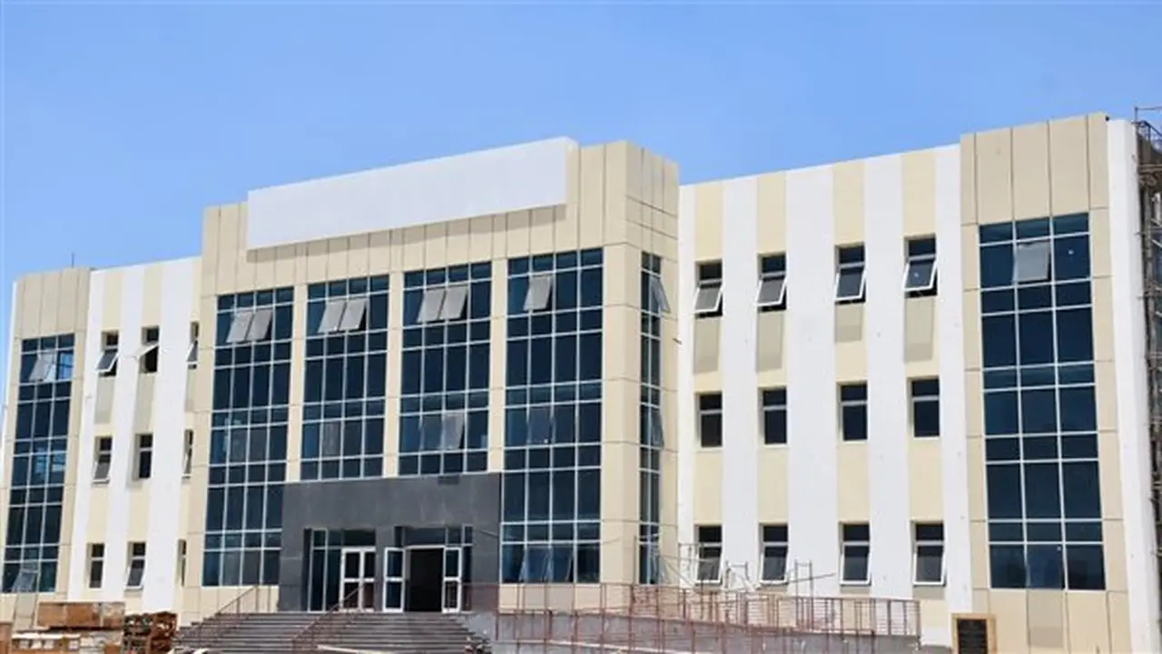 استقبال نحو 60 ألف حالة طوارئ في مستشفيات جامعة قناة السويس خلال عام 2025/2026