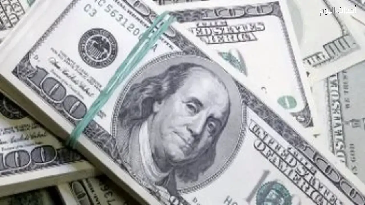 استقرار سعر الدولار أمام الجنيه في البنوك المصرية اليوم الأربعاء