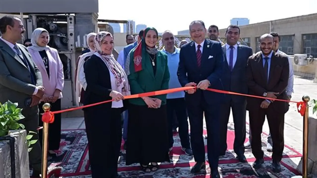 افتتاح محطة الرصد اللحظي لملوثات الهواء في جامعة القاهرة لتعزيز جودة البيئة
