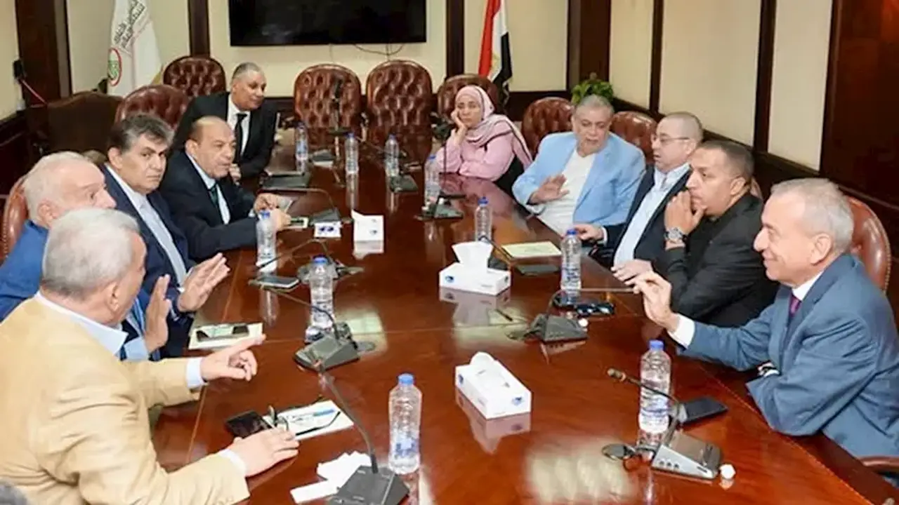 المجلس الأعلى للإعلام يحدد ضوابط جديدة لتنظيم إعلام الأهلي والزمالك قبل انطلاق الموسم الكروي الجديد
